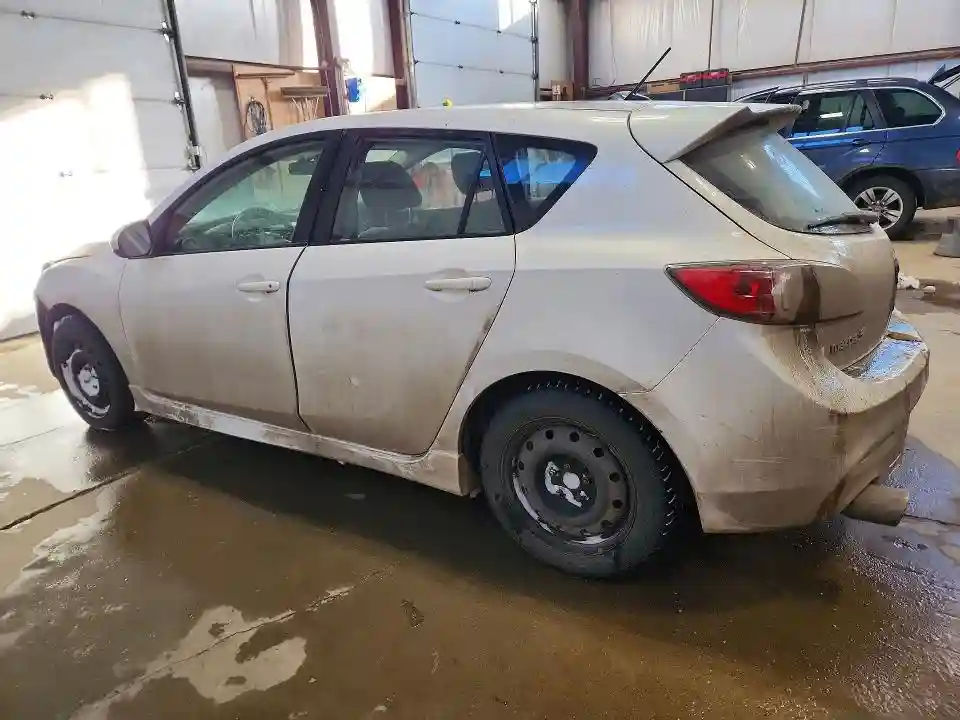 JM1BL1L72C1672591 2012 MAZDA 3-1