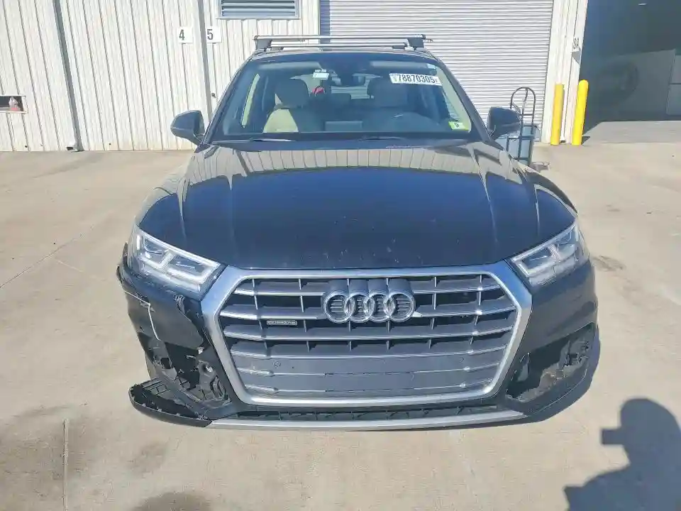 WA1BNAFY0J2087413 2018 AUDI Q5-4