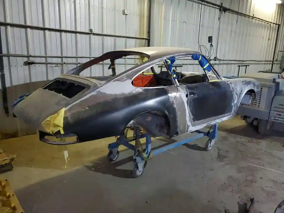 119301300 1969 PORSCHE 911-2