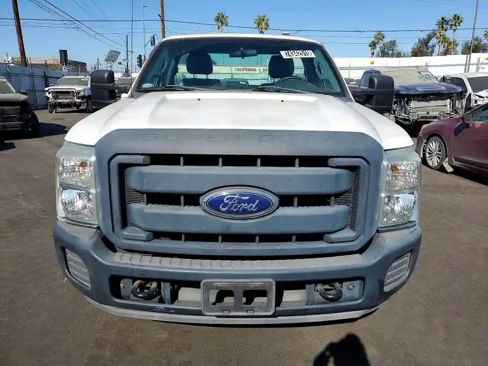 1FTBF2A63DEB82095 2013 FORD F250-4