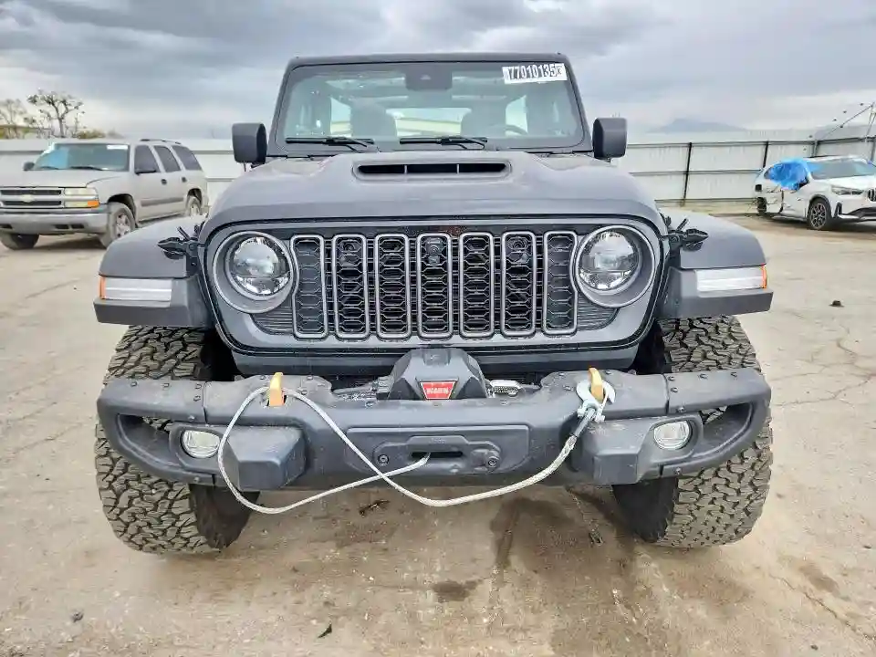 1C4RJXSJ4SW550305 2025 JEEP WRANGLER-4