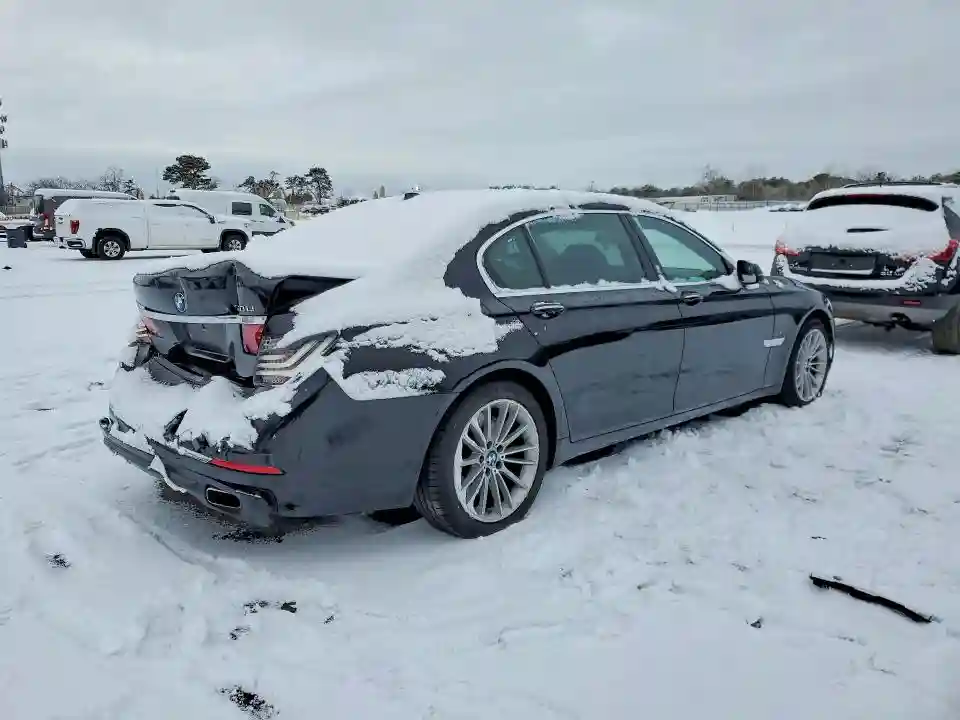 WBAYE8C55DD134105 2013 BMW 7 SERIES-2