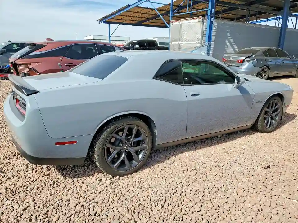 2C3CDZBT0LH239792 2020 DODGE CHALLENGER-2