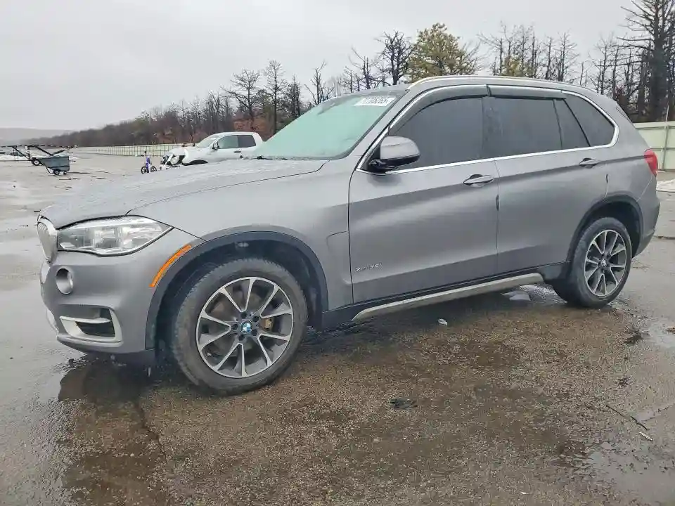 5UXKR0C58J0Y02754 2018 BMW X5-0
