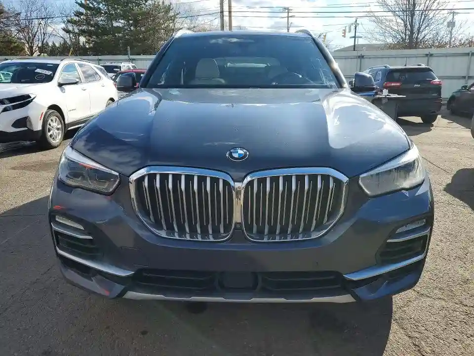 5UXJU2C59KLN65553 2019 BMW X5-4