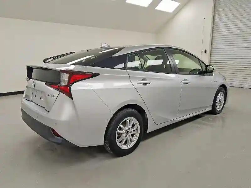 JTDKARFU0L3111431 2020 TOYOTA PRIUS-2