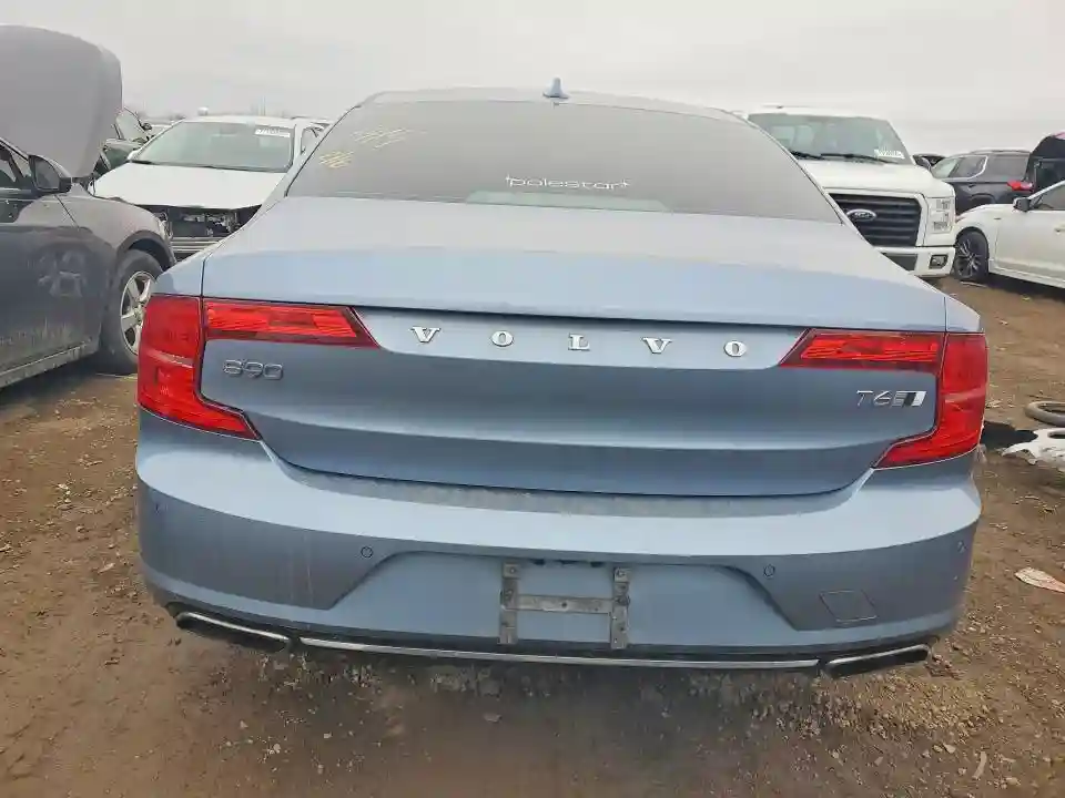 YV1A22ML7H1000995 2017 VOLVO S90-5