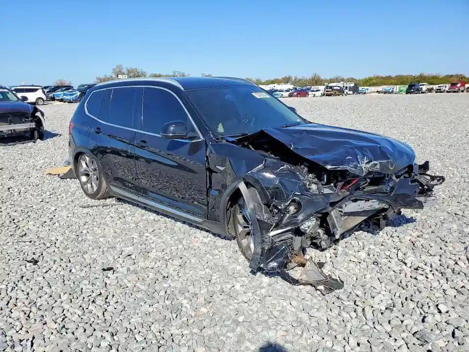 5UXWZ7C57H0T44161 2017 BMW X3-3