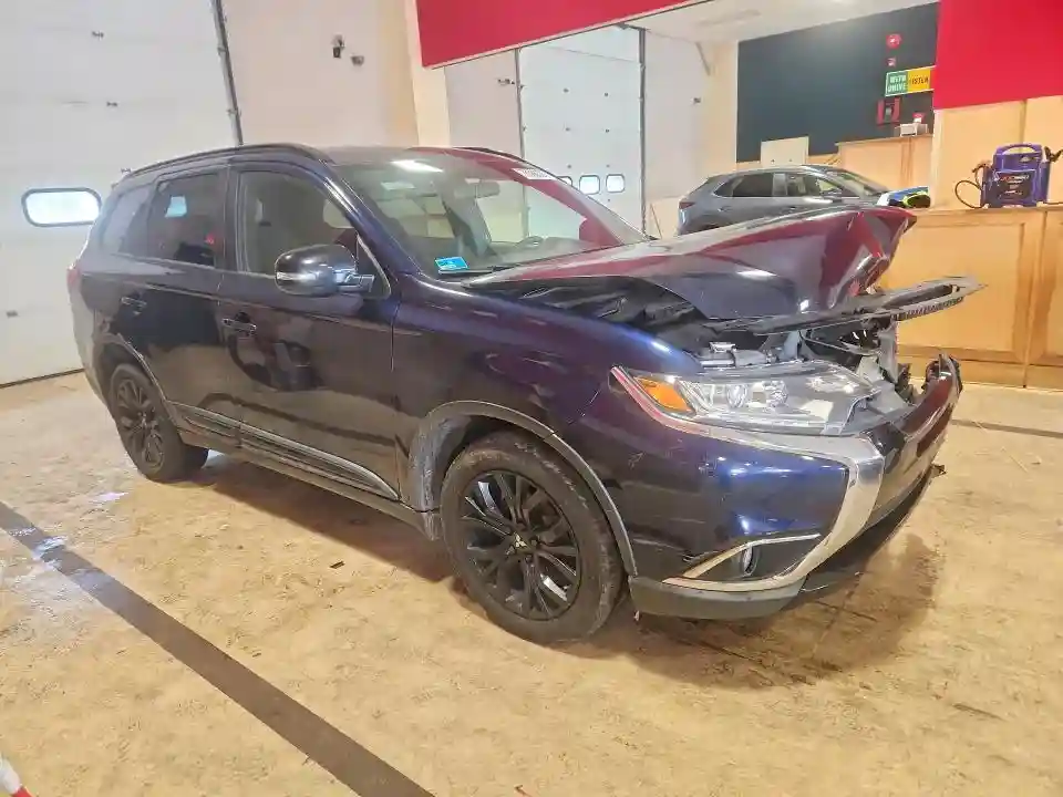 JA4AZ3A37JZ051152 2018 MITSUBISHI OUTLANDER-3
