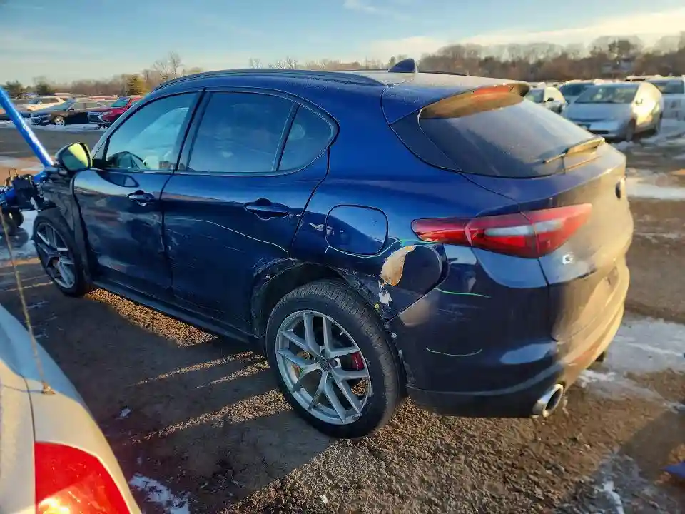 ZASPAKBN5K7C55101 2019 ALFA ROMEO STELVIO-1