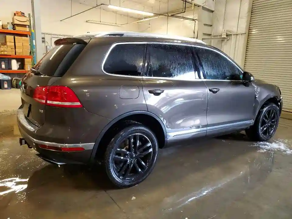 WVGEF9BP8FD006824 2015 VOLKSWAGEN TOUAREG-2