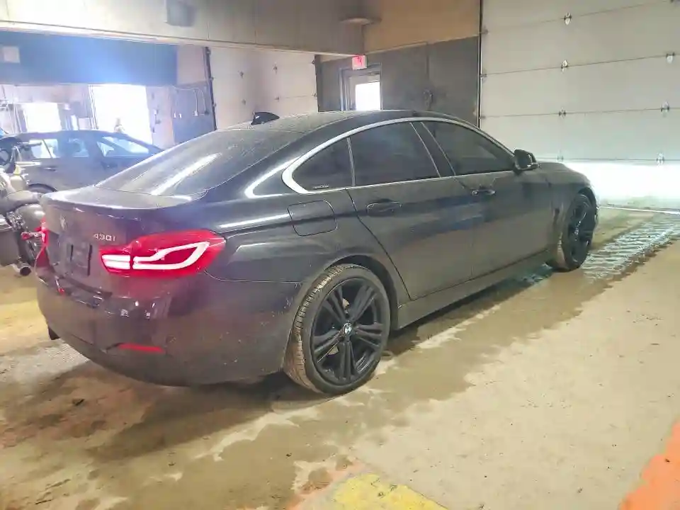 WBA4J3C52JBG91660 2018 BMW 4 SERIES-2