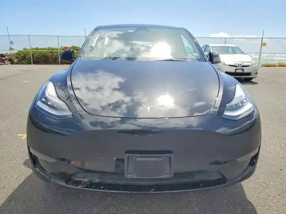 5YJYGDEEXMF108563 2021 TESLA MODEL Y-4