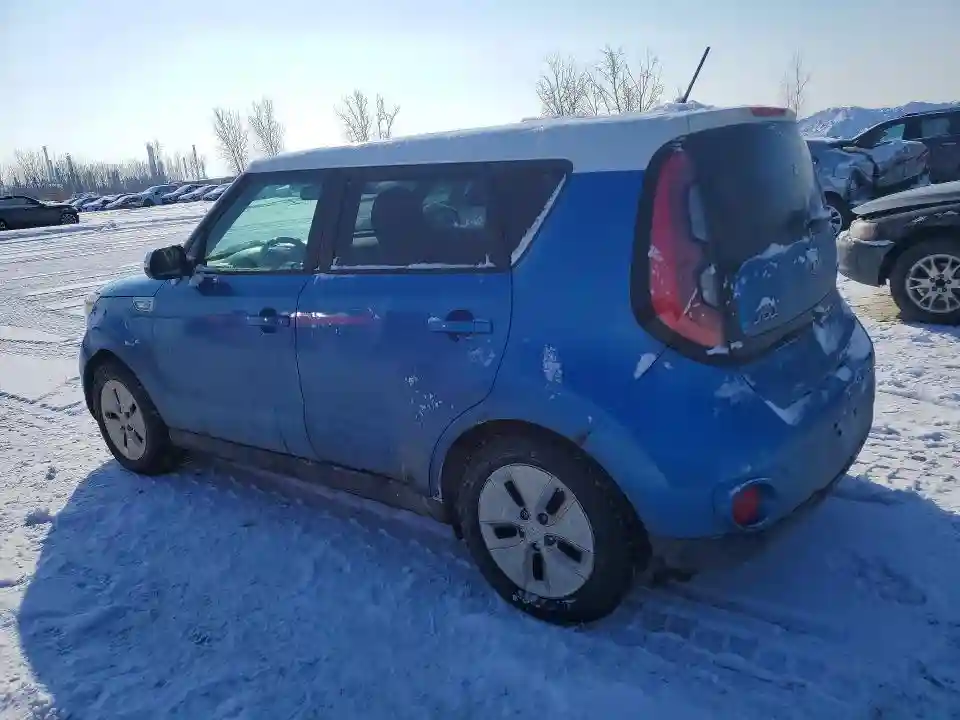 KNDJX3AE9G7011513 2016 KIA SOUL-1