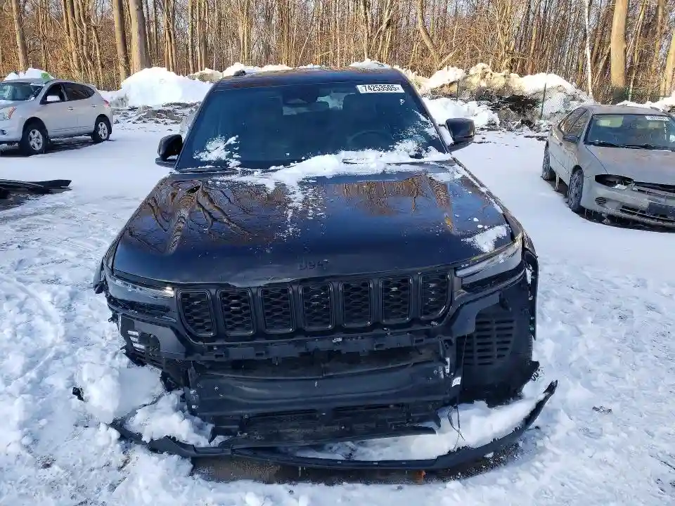 1C4RJHAG8RC216642 2024 JEEP GRAND CHEROKEE-4