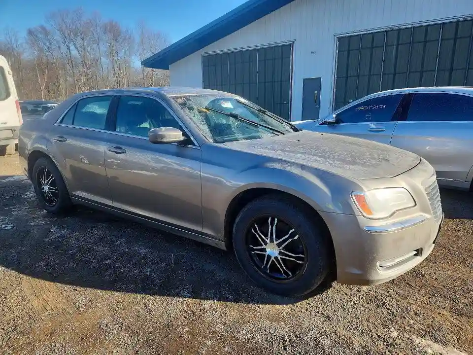 2C3CCARG0EH170201 2014 CHRYSLER 300-3