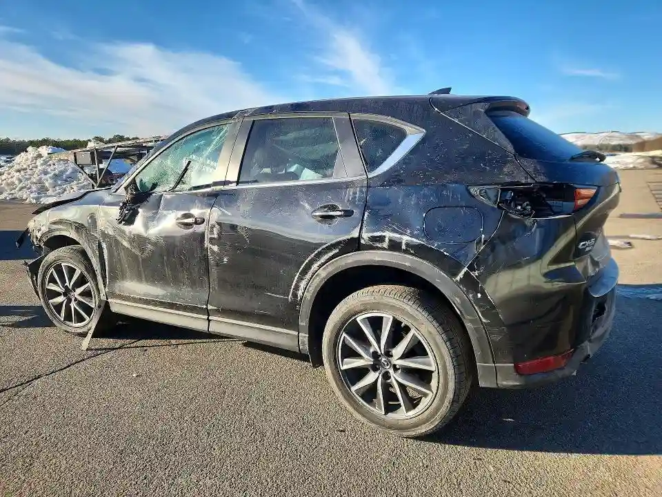 JM3KFBCM1J0390438 2018 MAZDA CX-5-1