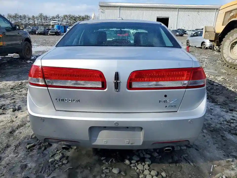 3LNHL2JC5BR767050 2011 LINCOLN MKZ-5