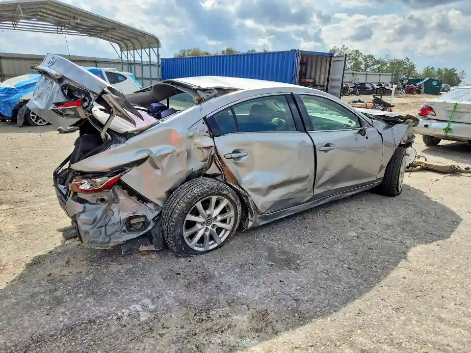 JM1GJ1U51F1211637 2015 MAZDA 6-2