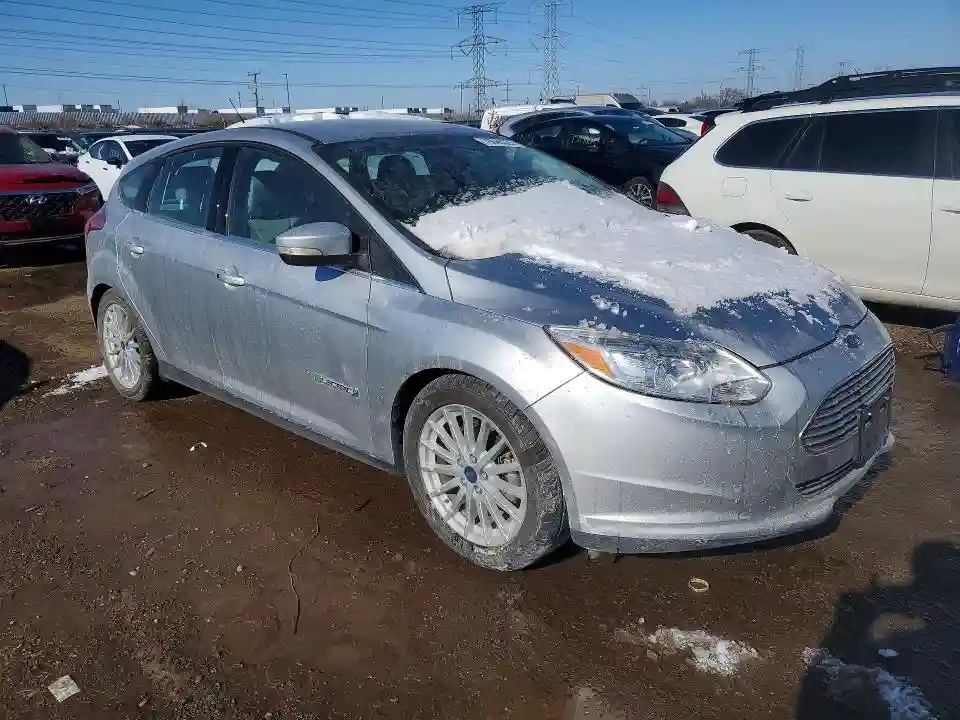 1FADP3R4XHL277789 2017 FORD FOCUS-3