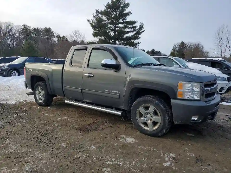 1GCRKTE3XBZ142408 2011 CHEVROLET ALL MODELS-3