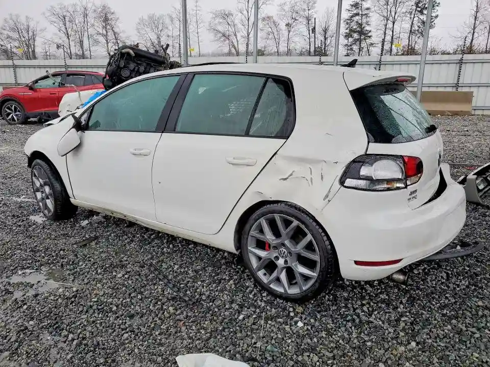 WVWHV7AJ1DW007112 2013 VOLKSWAGEN GTI-1