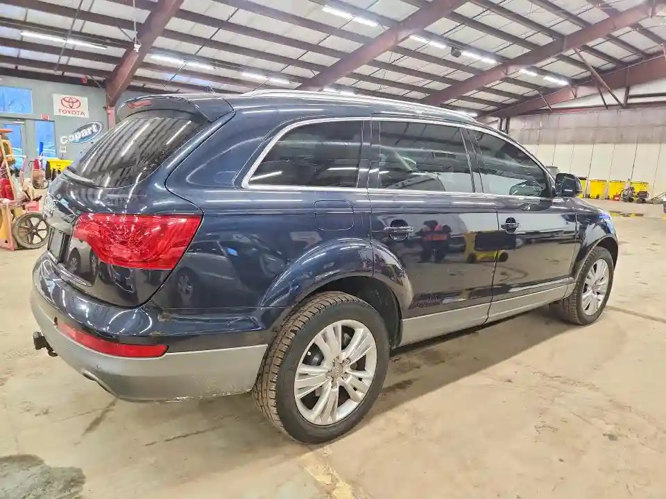 WA1LGAFE0BD010177 2011 AUDI Q7-2