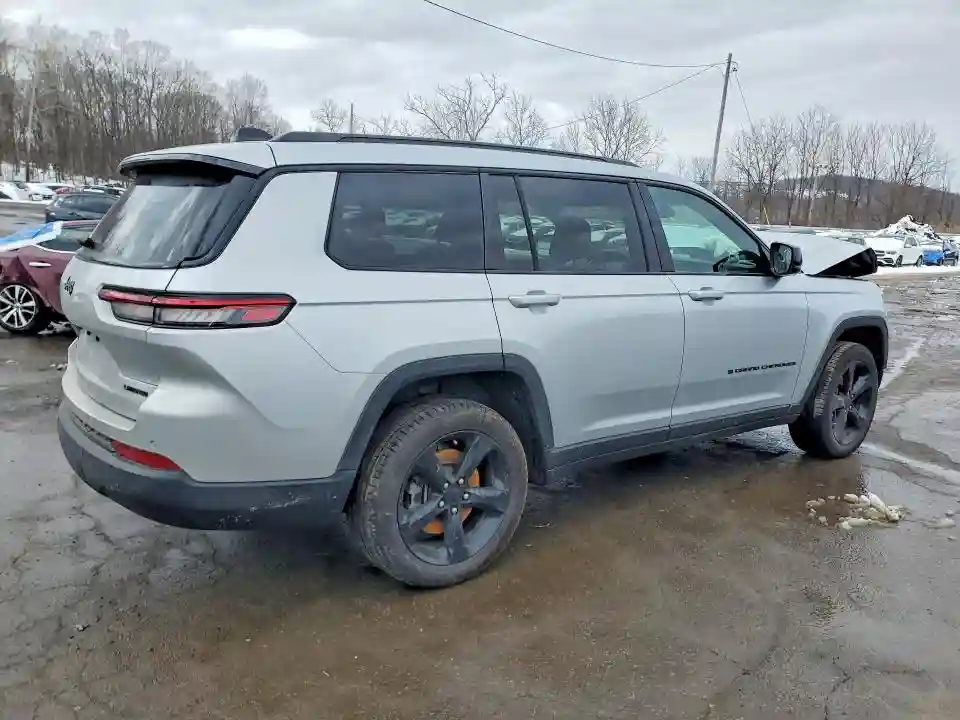 1C4RJKBG7S8632945 2025 JEEP GRAND CHEROKEE-2