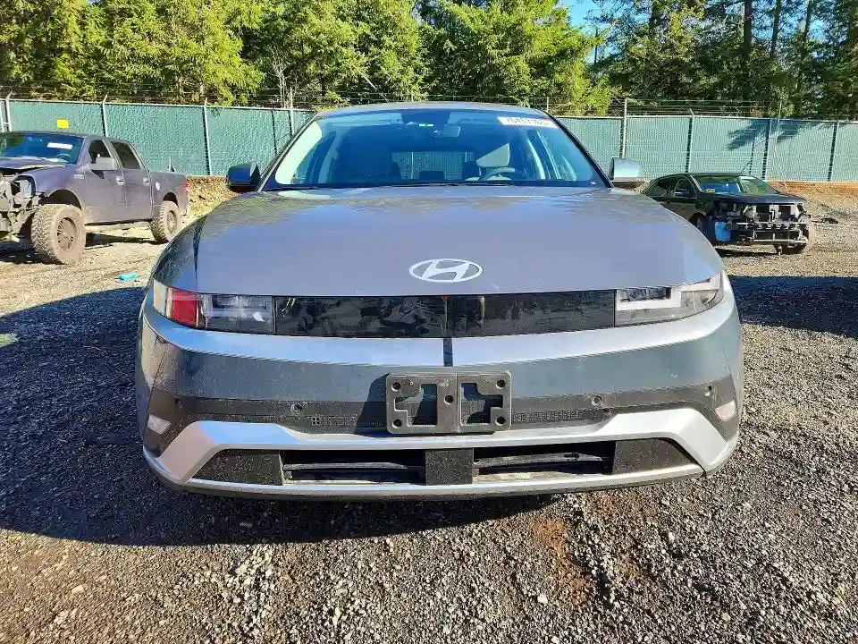 7YAKMDDCXSY019614 2025 HYUNDAI IONIQ-4
