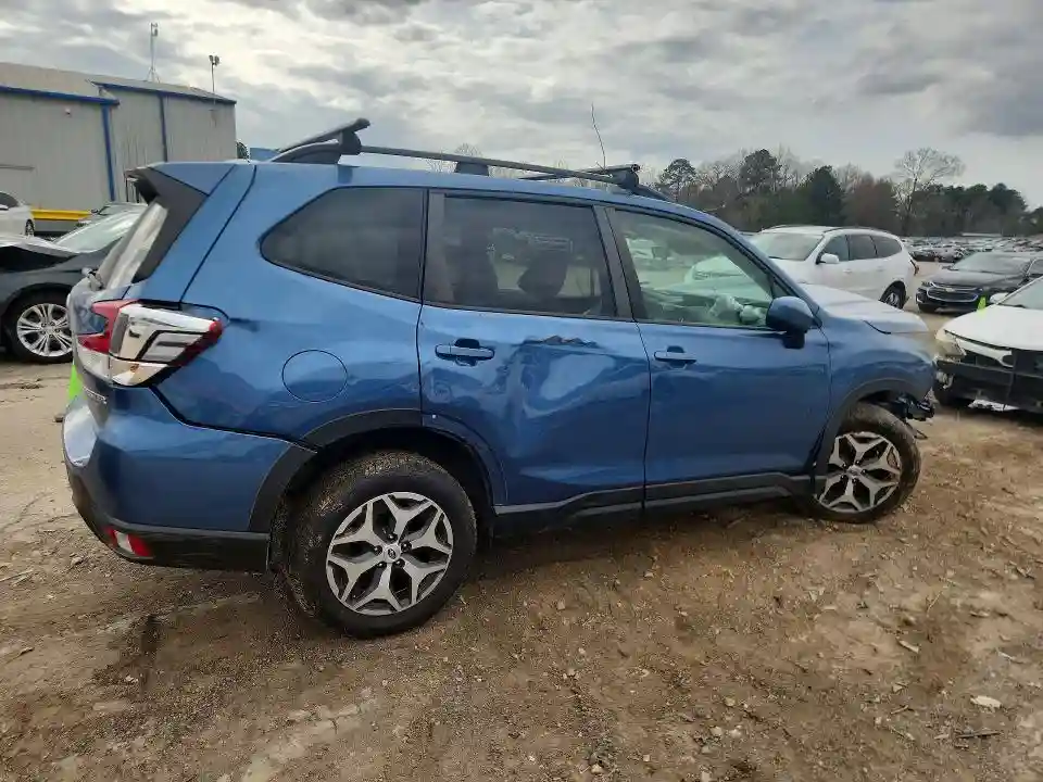JF2SKAEC6KH457753 2019 SUBARU FORESTER-2