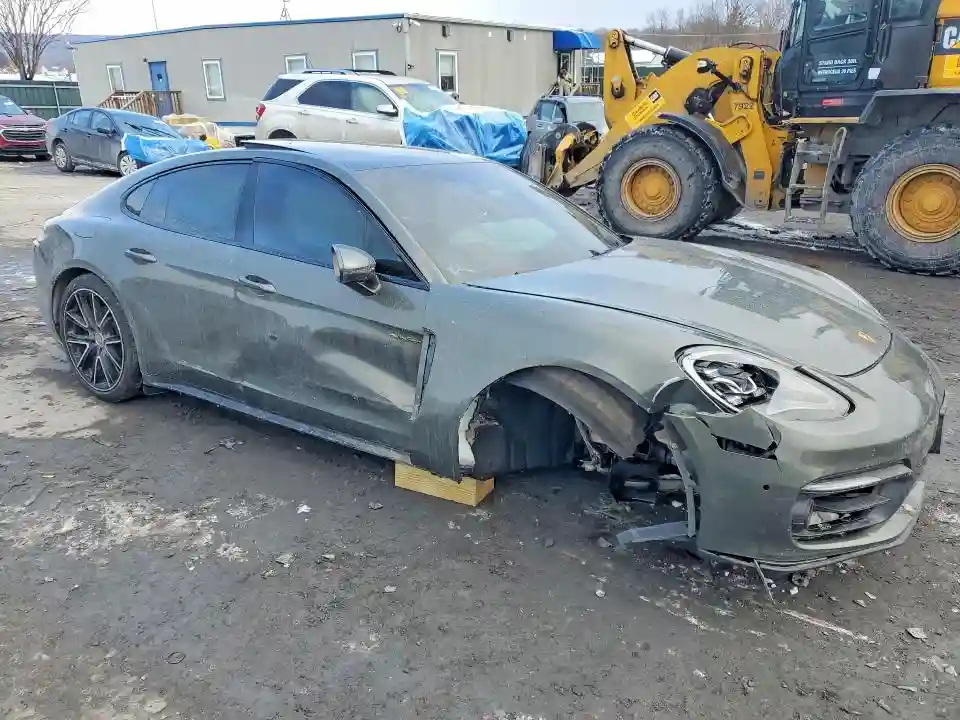 WP0AE2A74PL120258 2023 PORSCHE PANAMERA-3