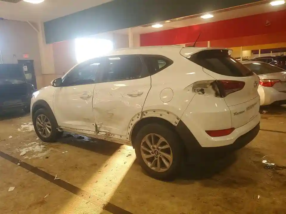 KM8J3CA47HU271085 2017 HYUNDAI TUCSON-2