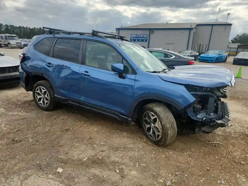 JF2SKAEC6KH457753 2019 SUBARU FORESTER-3