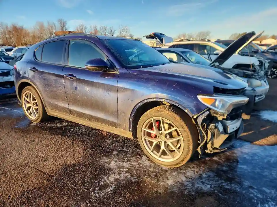 ZASPAKBN5K7C55101 2019 ALFA ROMEO STELVIO-3