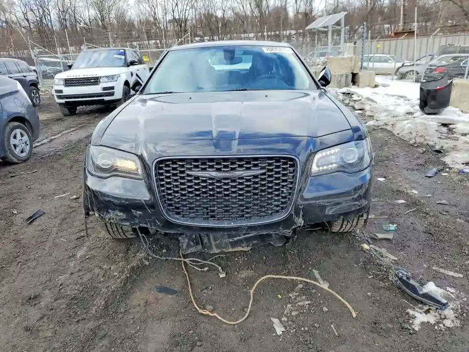 2C3CCADG8PH654045 2023 CHRYSLER 300-4