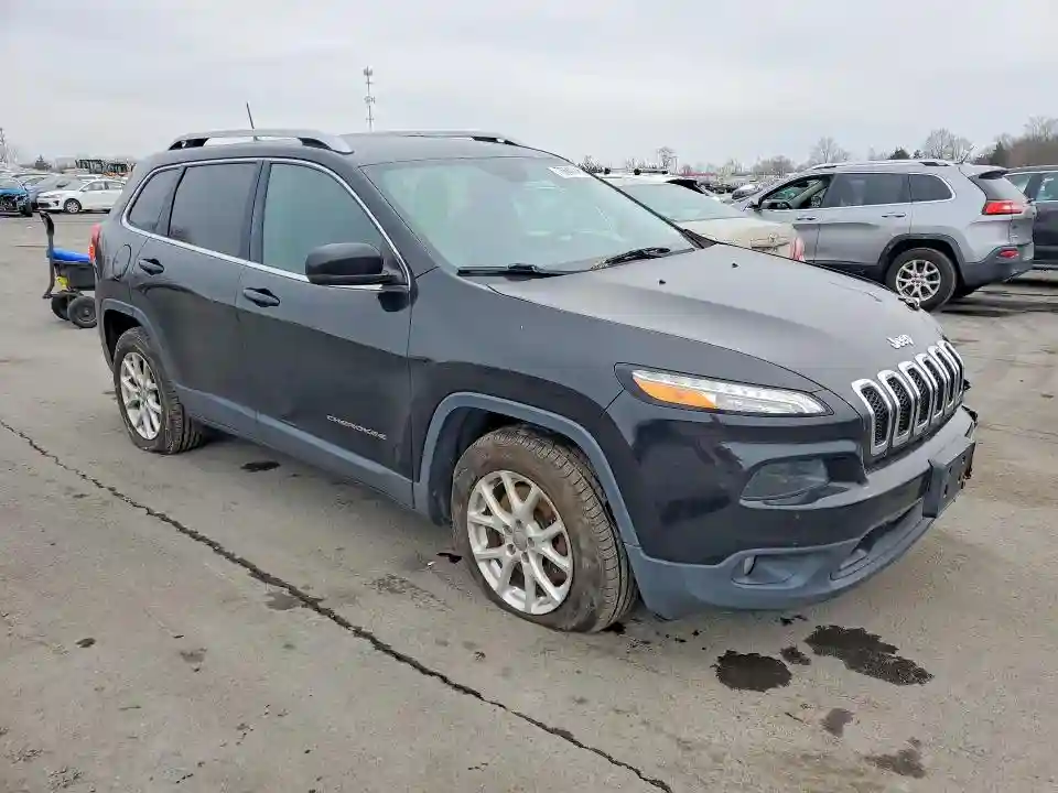1C4PJMCS8HW597116 2017 JEEP GRAND CHEROKEE-3