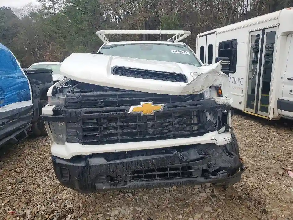 1GB4ALE73SF137282 2025 CHEVROLET ALL MODELS-4
