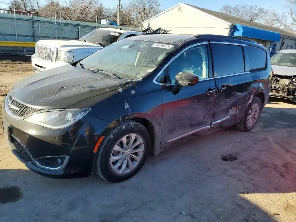 2C4RC1BGXHR571964 2017 CHRYSLER PACIFICA-0