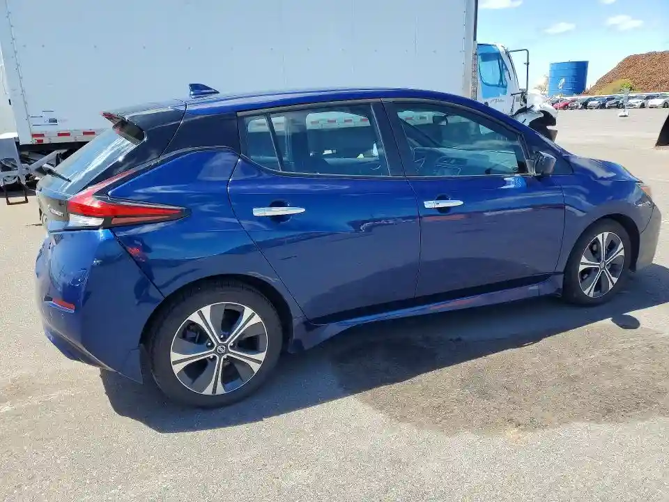 1N4AZ1CV1NC553761 2022 NISSAN LEAF-2