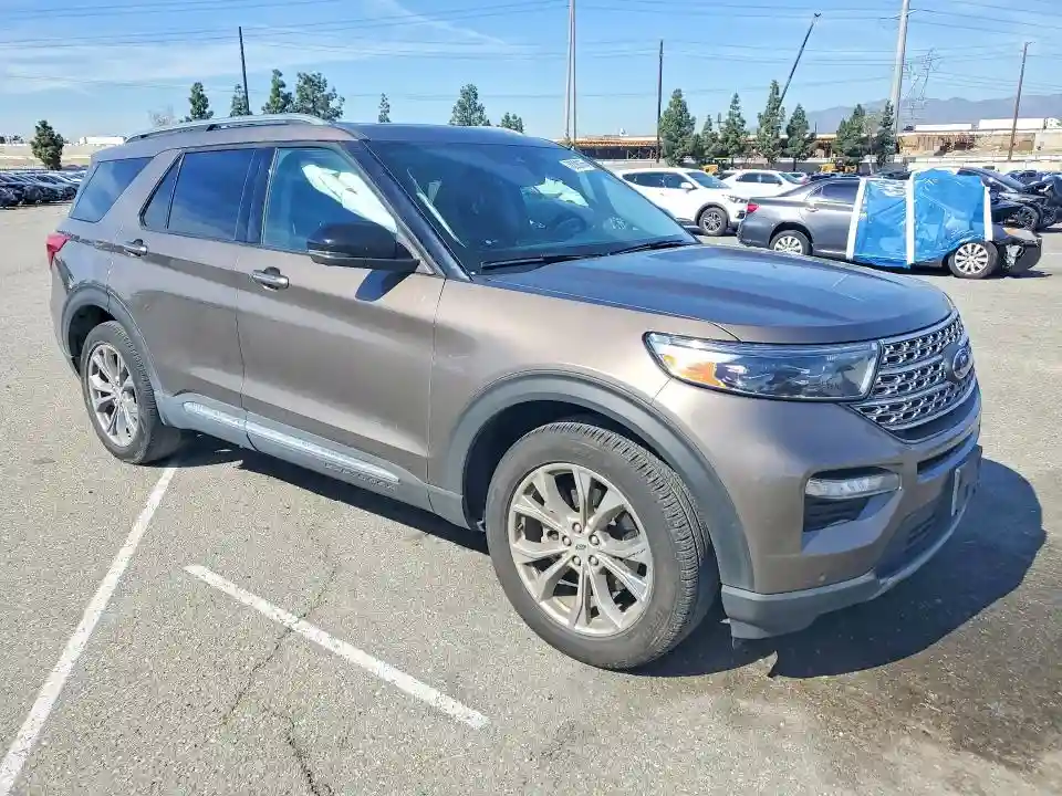 1FMSK7FH5MGC14144 2021 FORD EXPLORER L-3