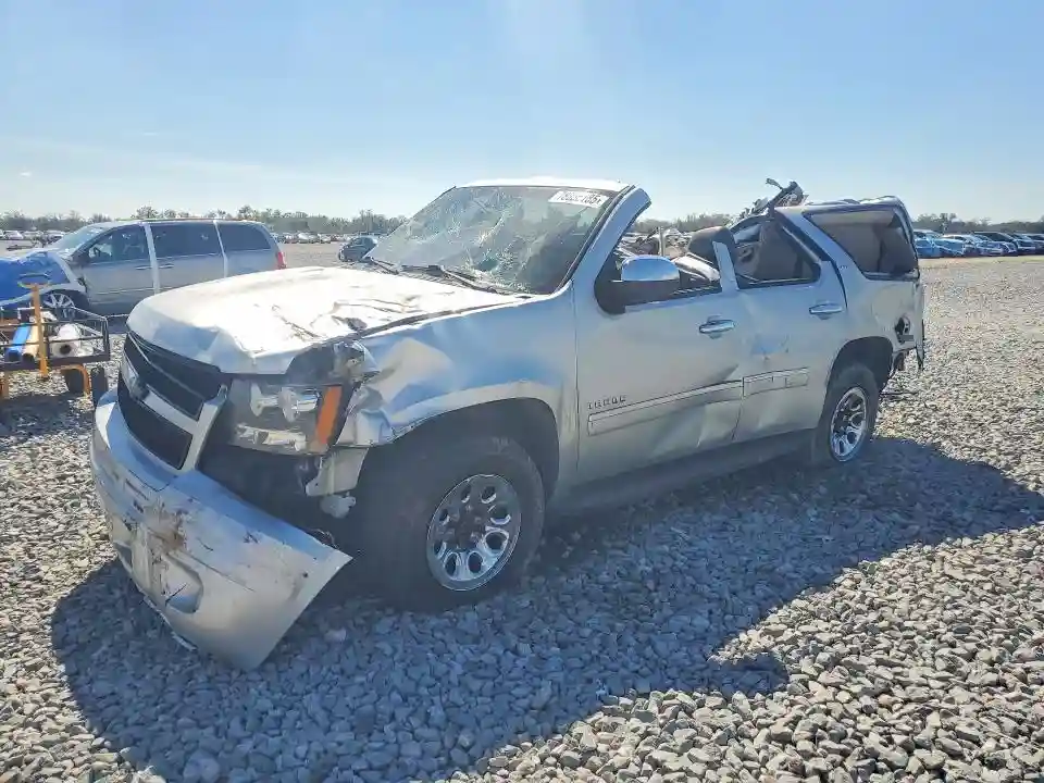 1GNSKCE07DR283437 2013 CHEVROLET TAHOE-0