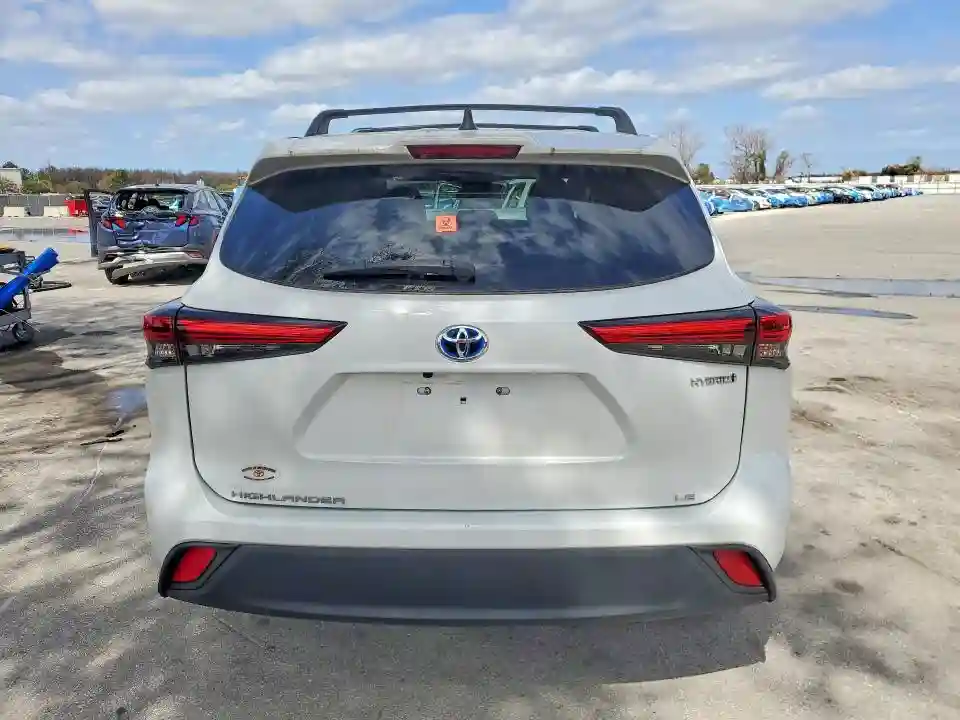 5TDZARAH2NS510562 2022 TOYOTA HIGHLANDER-5