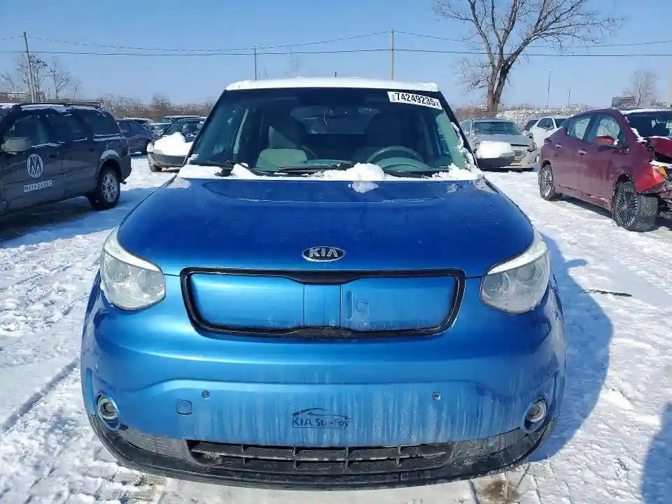 KNDJX3AE9G7011513 2016 KIA SOUL-4