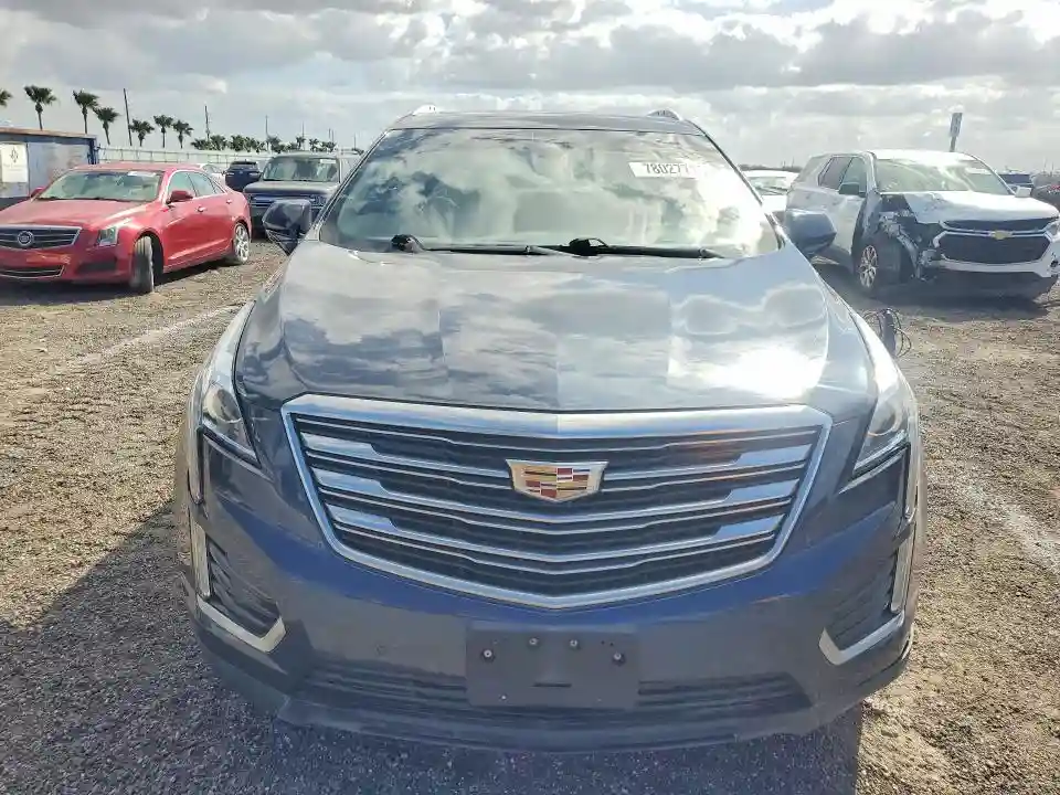 1GYKNDRS2JZ248859 2018 CADILLAC XT5-4