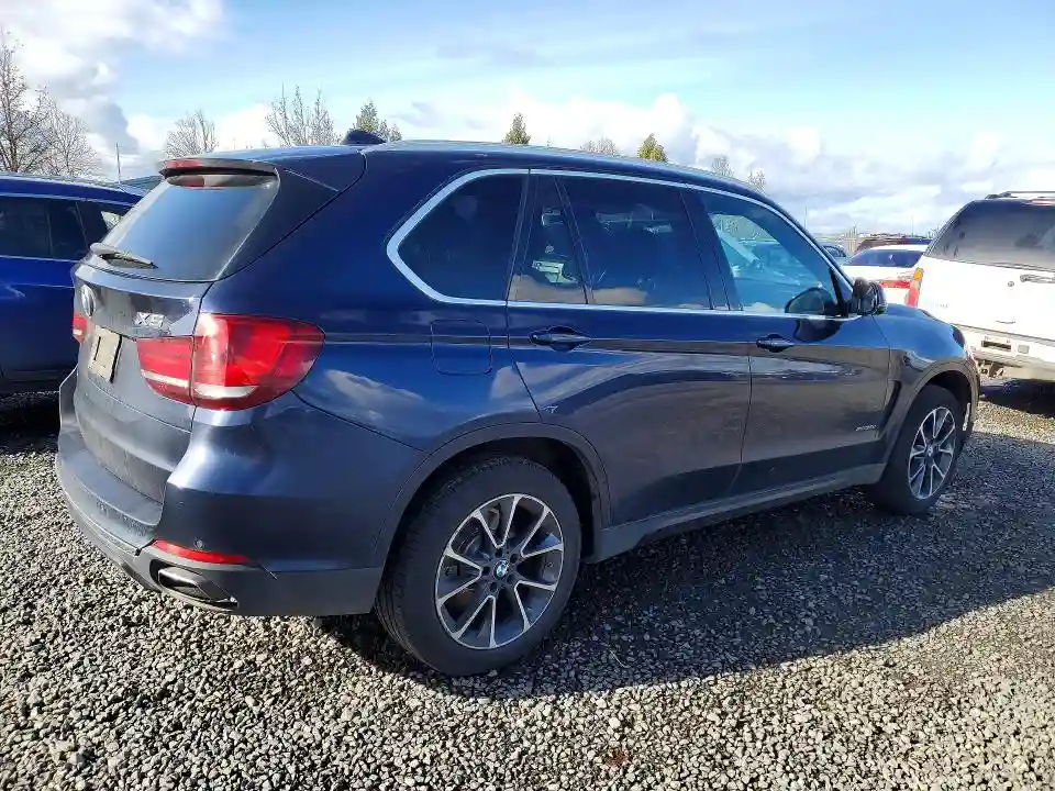 5UXKS4C59J0Z89904 2018 BMW X5-2