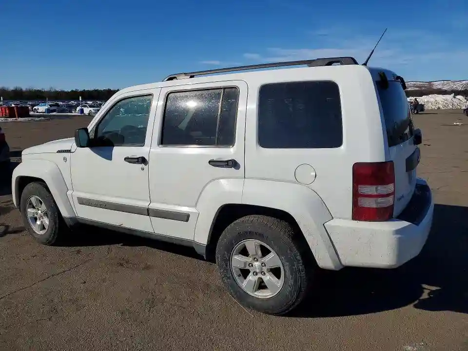 1J4PN2GK4BW536110 2011 JEEP LIBERTY-1