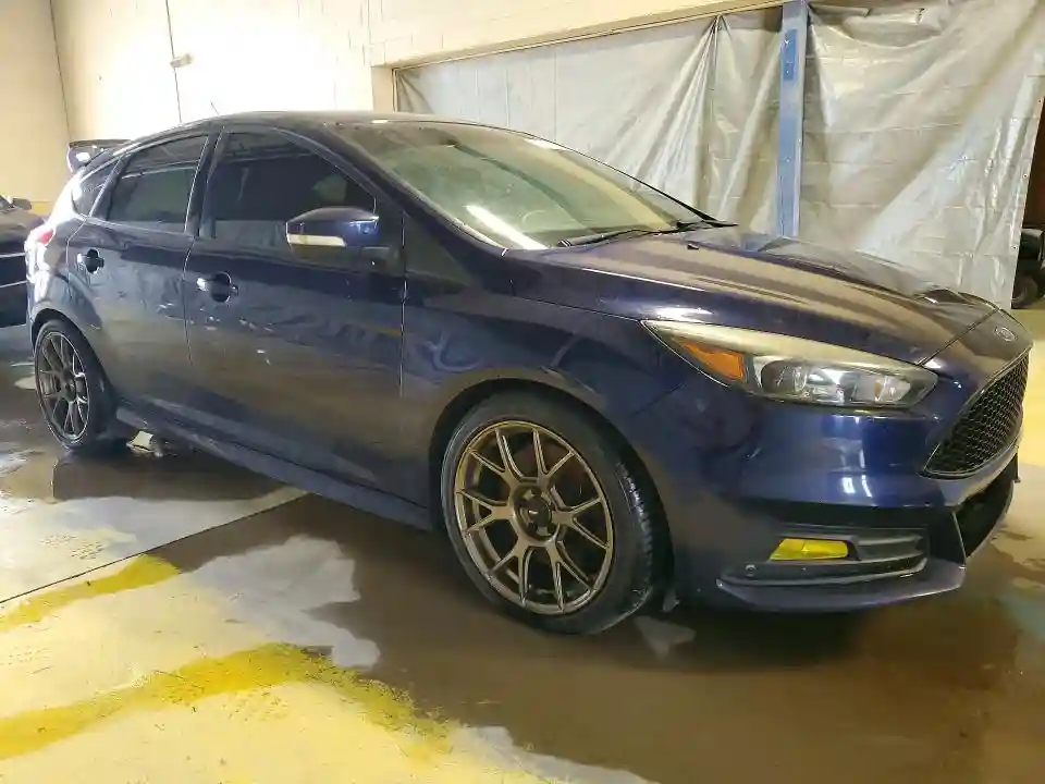 1FADP3L90GL243931 2016 FORD FOCUS-3