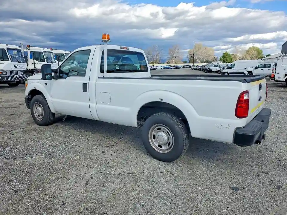 1FTBF2A68DEB81802 2013 FORD F250-1