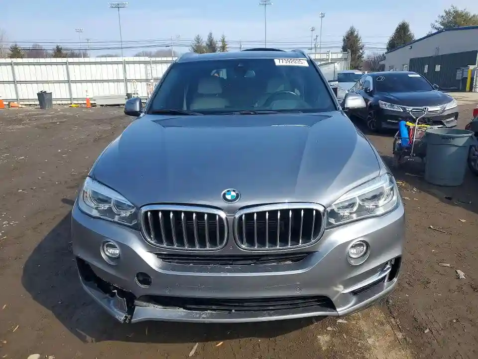 5UXKT0C52J0V99846 2018 BMW X5-4