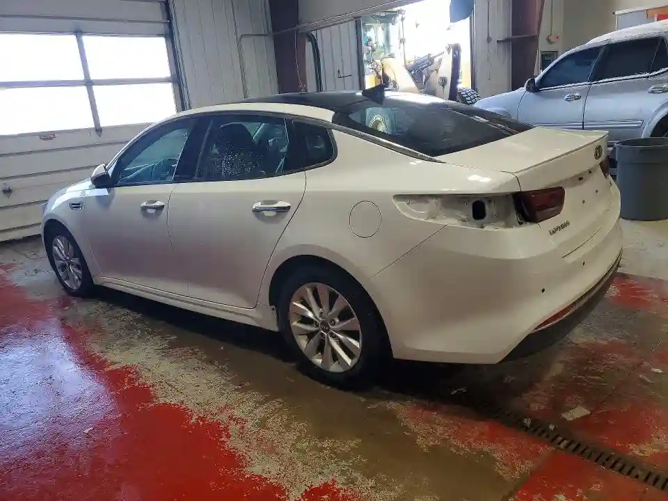 5XXGT4L39JG246953 2018 KIA OPTIMA-1